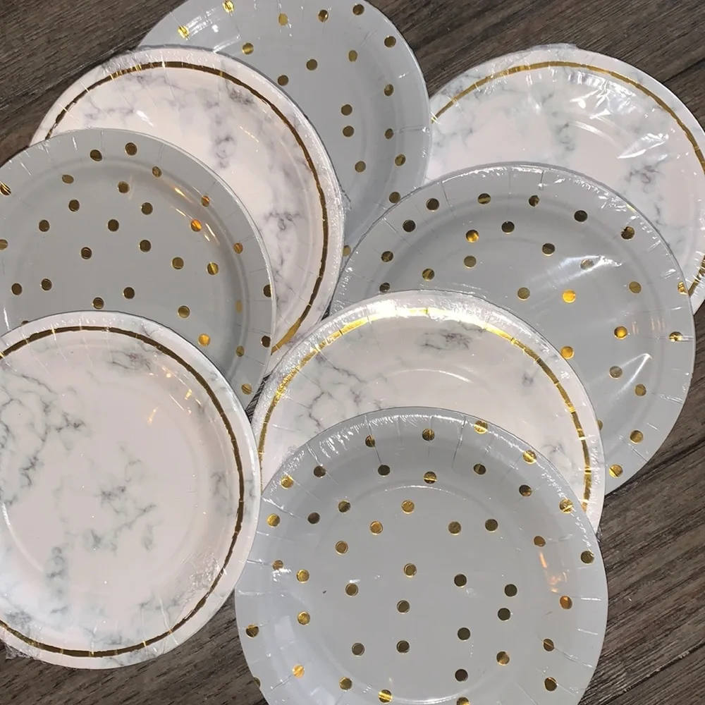 7” Diameter Paper Plates (8 Packs)